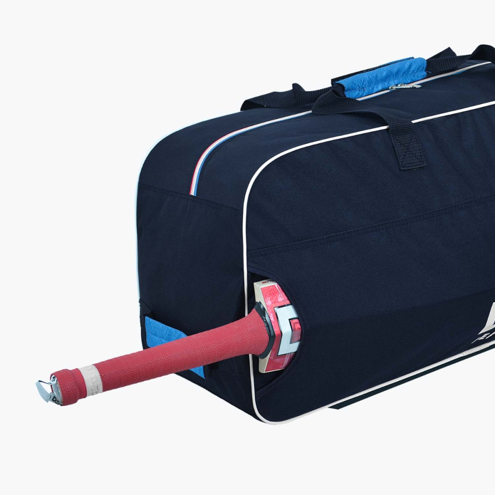 DSC Intense Rage Wheelie Cricket Kitbag